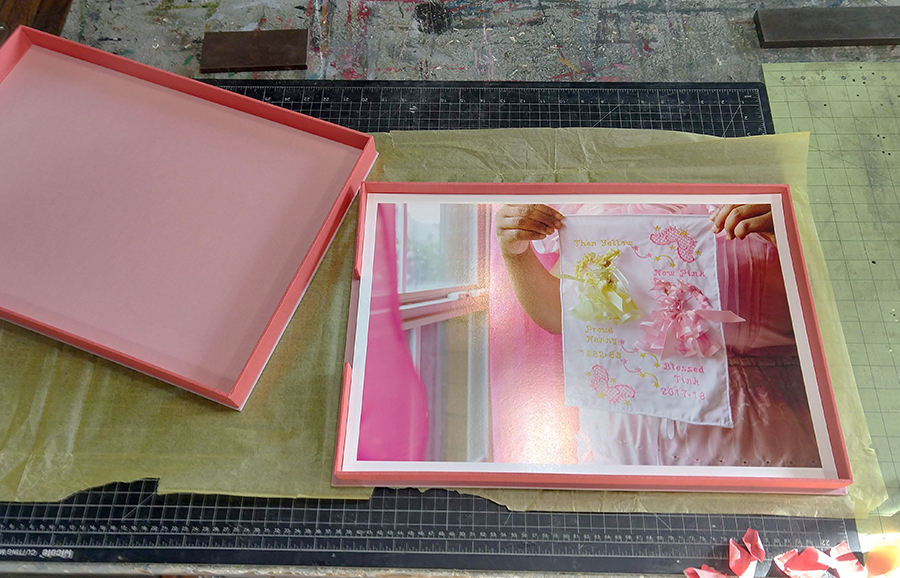 Clamshell print presentation case built by Mullenberg Designs